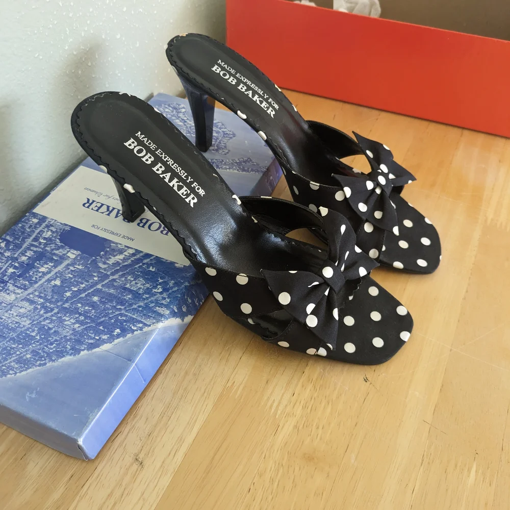 Women's Black Polka Dot Shoes Narrow 9